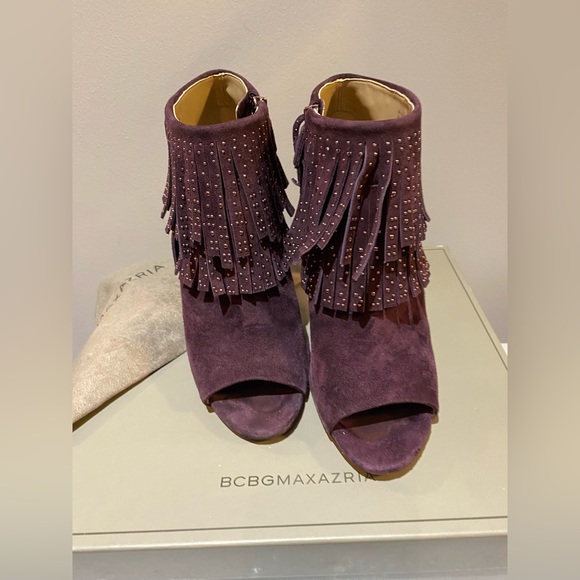 BCBG Maxazria Bordeaux fringe open toe booties size 8 - Picture 5 of 11